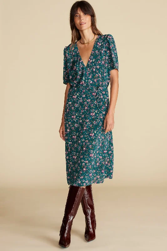 Nicolette Washable Silk Dress - Chloe Green Floral Print Tunics Essential wardrobe