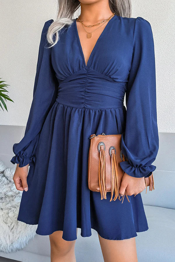 Elegant solid color split stitch pleated waist dress Tunics Luxurious high-end