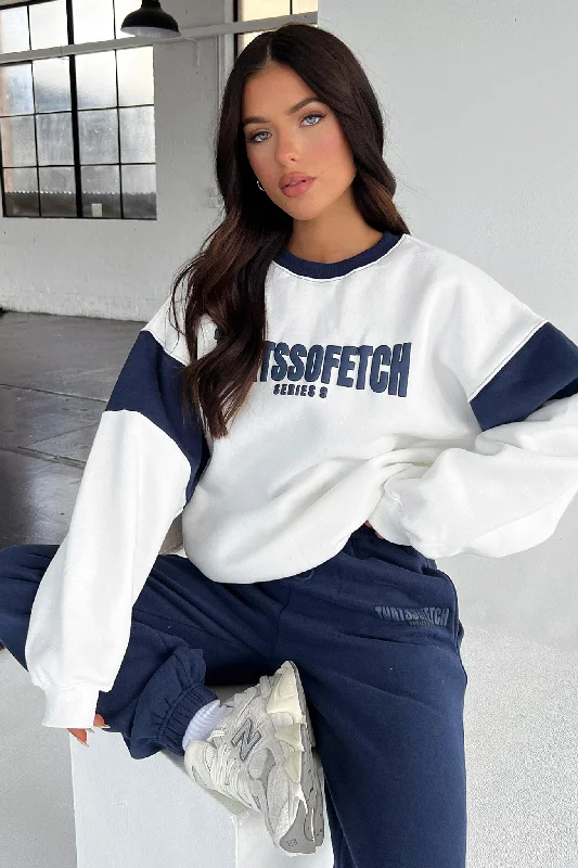 Series 9 Crewneck - Navy