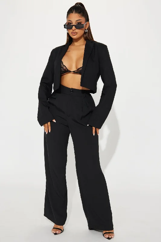 Ivy League Cropped Blazer - Black