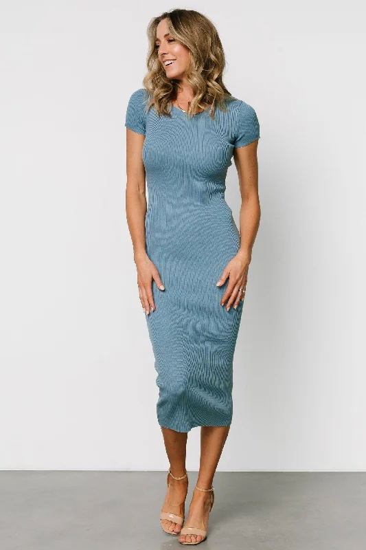 Dana Ribbed Midi Dress | Dusty Blue