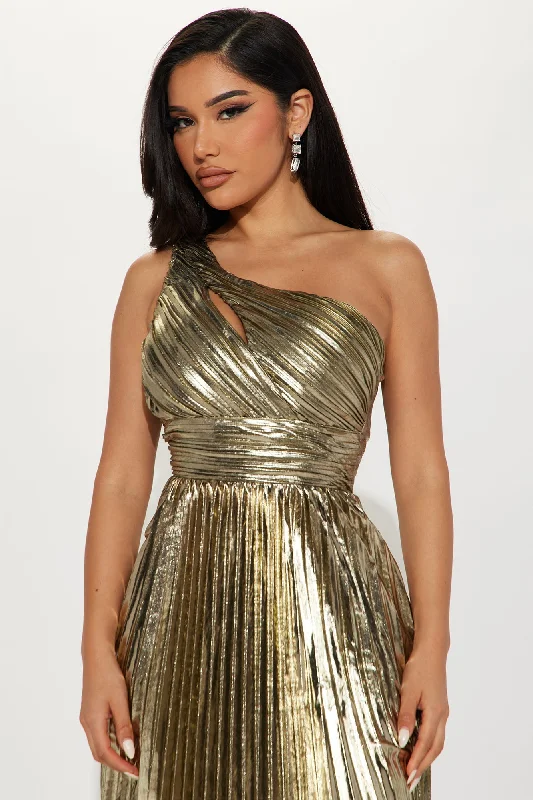 Serena Pleated Metallic Maxi Dress - Gold