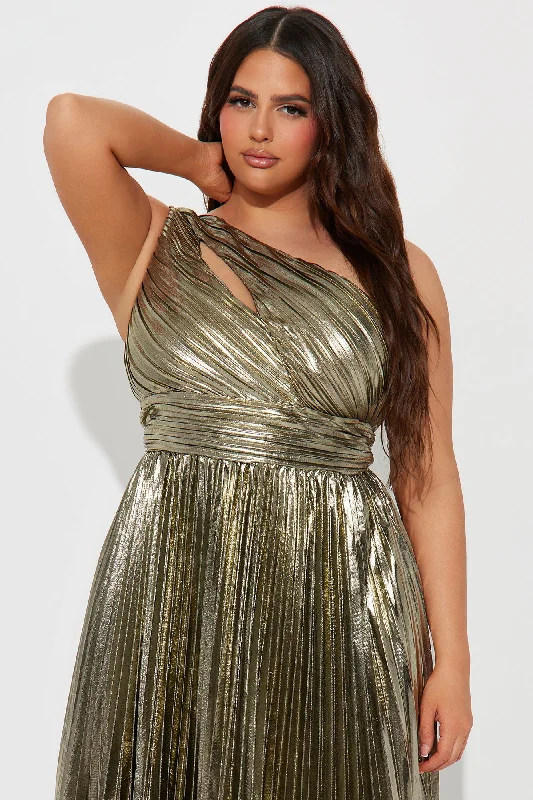 Serena Pleated Metallic Maxi Dress - Gold