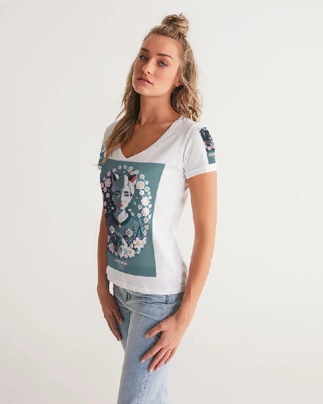 Silverfox flower Women's V-Neck Tee